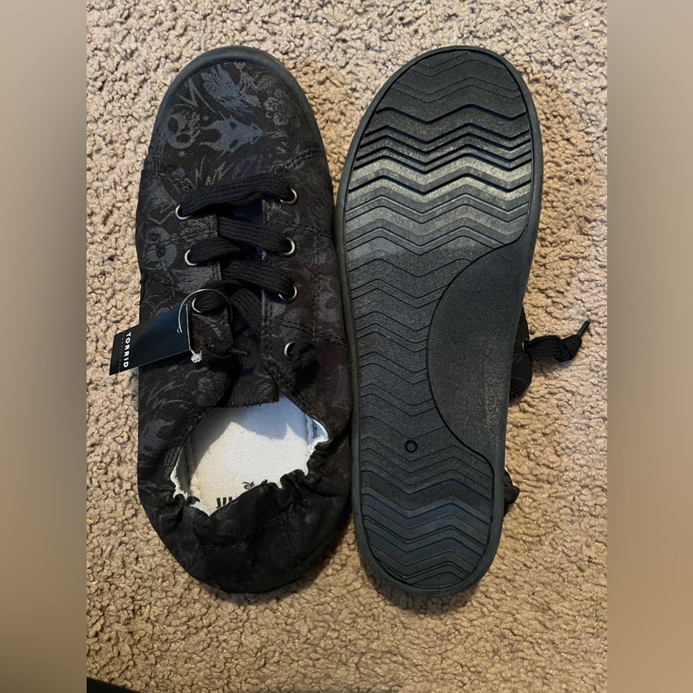 Torrid brand slip on sneakers, Disney villain print new with tags
